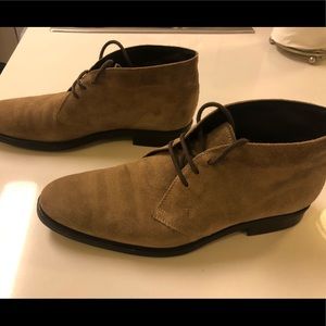 SHORT ANKLE BOOT IN SUEDE - BEIGE